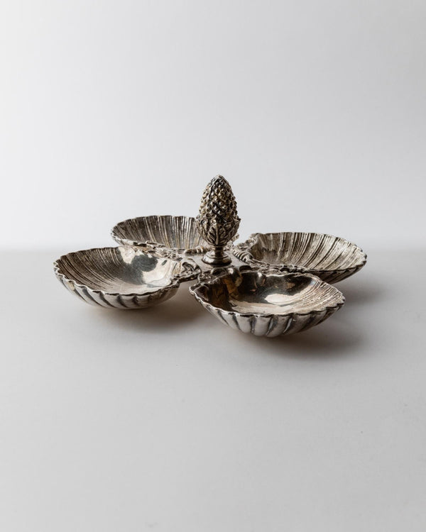 Vintage 1930s Silver Plated Bowl Centerpiece, Four Small Shell Dishes with Pinecone Handle, Elegant Art Deco Table Decor, Timeless Gift Idea_Bottega Jacobs