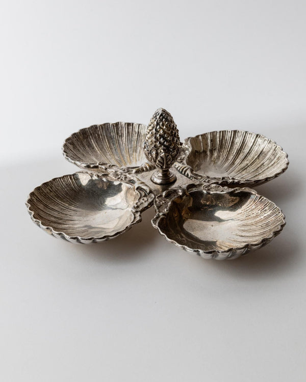 Vintage 1930s Silver Plated Bowl Centerpiece, Four Small Shell Dishes with Pinecone Handle, Elegant Art Deco Table Decor, Timeless Gift Idea_Bottega Jacobs