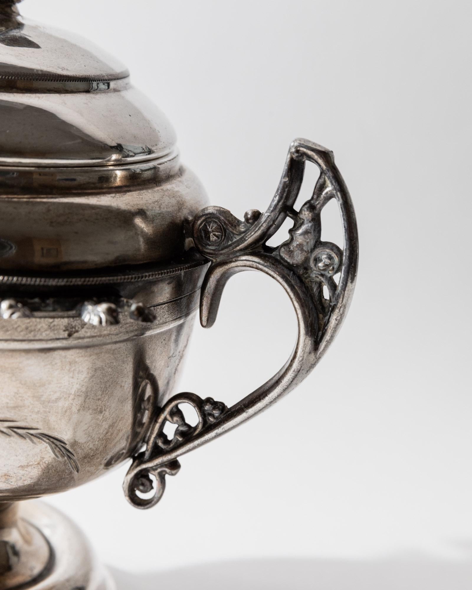 Vintage 1930s Silver Plated Footed Bowl with Lid by Warren Rogers New York, Bird and Ornate Details, Elegant Decor, Timeless Gift Idea_Bottega Jacobs
