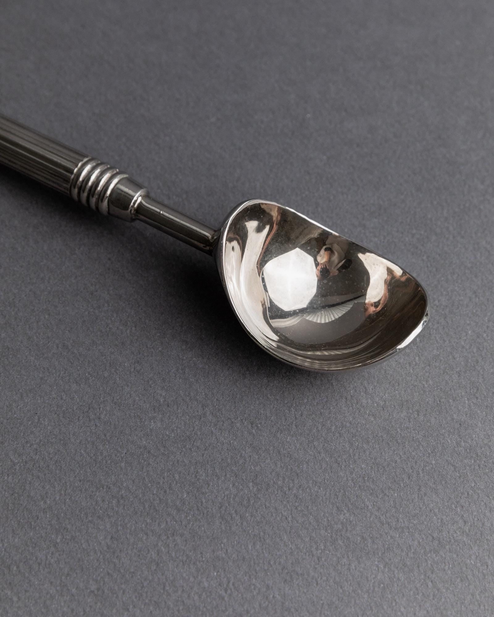 Vintage 1930s Silver Plated Ice Cream Scoop, Classic Elegant Design for Desserts and Creams, Timeless Table Accessory, Noble Gift Idea_Bottega Jacobs