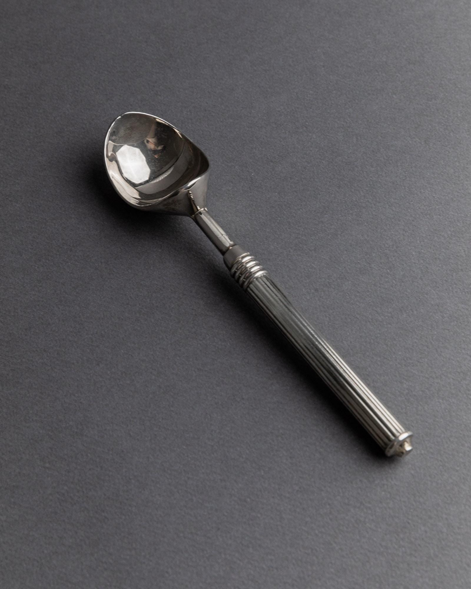 Vintage 1930s Silver Plated Ice Cream Scoop, Classic Elegant Design for Desserts and Creams, Timeless Table Accessory, Noble Gift Idea_Bottega Jacobs
