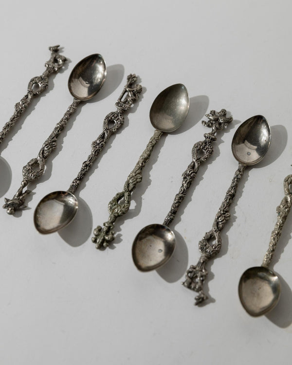 Vintage 1930s Silver Plated Tea and Cake Serving Set, 13 Ornate Spoons with Heraldic Figures and 1 Cake Server, Italian Tableware, Gift Idea_Bottega Jacobs