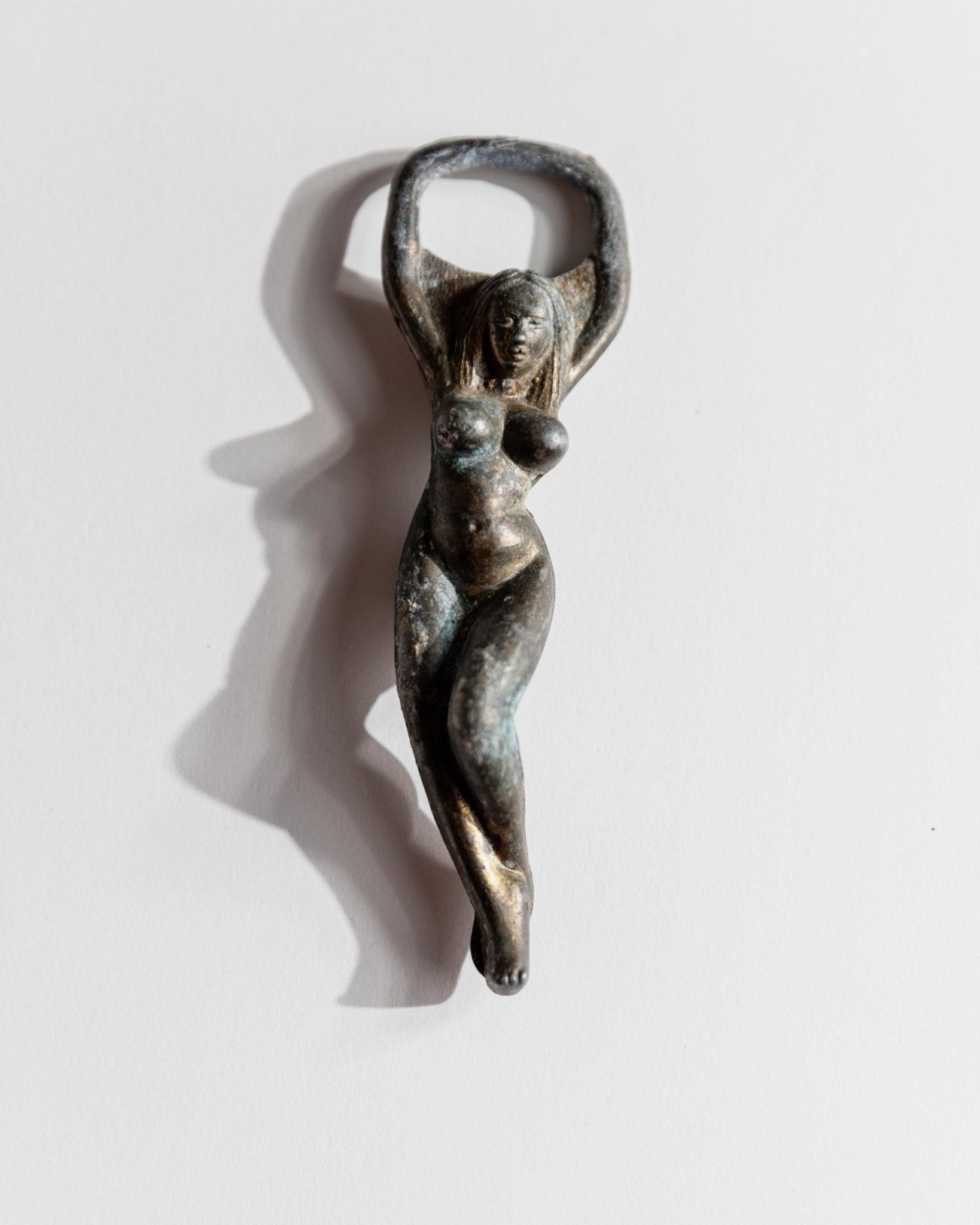 Vintage 1940s Bottle Opener Brass, Nude Woman Shape, Design Italy, Mid Century Style, Bar Decor, Elegant Christmas Gift Idea_Bottega Jacobs