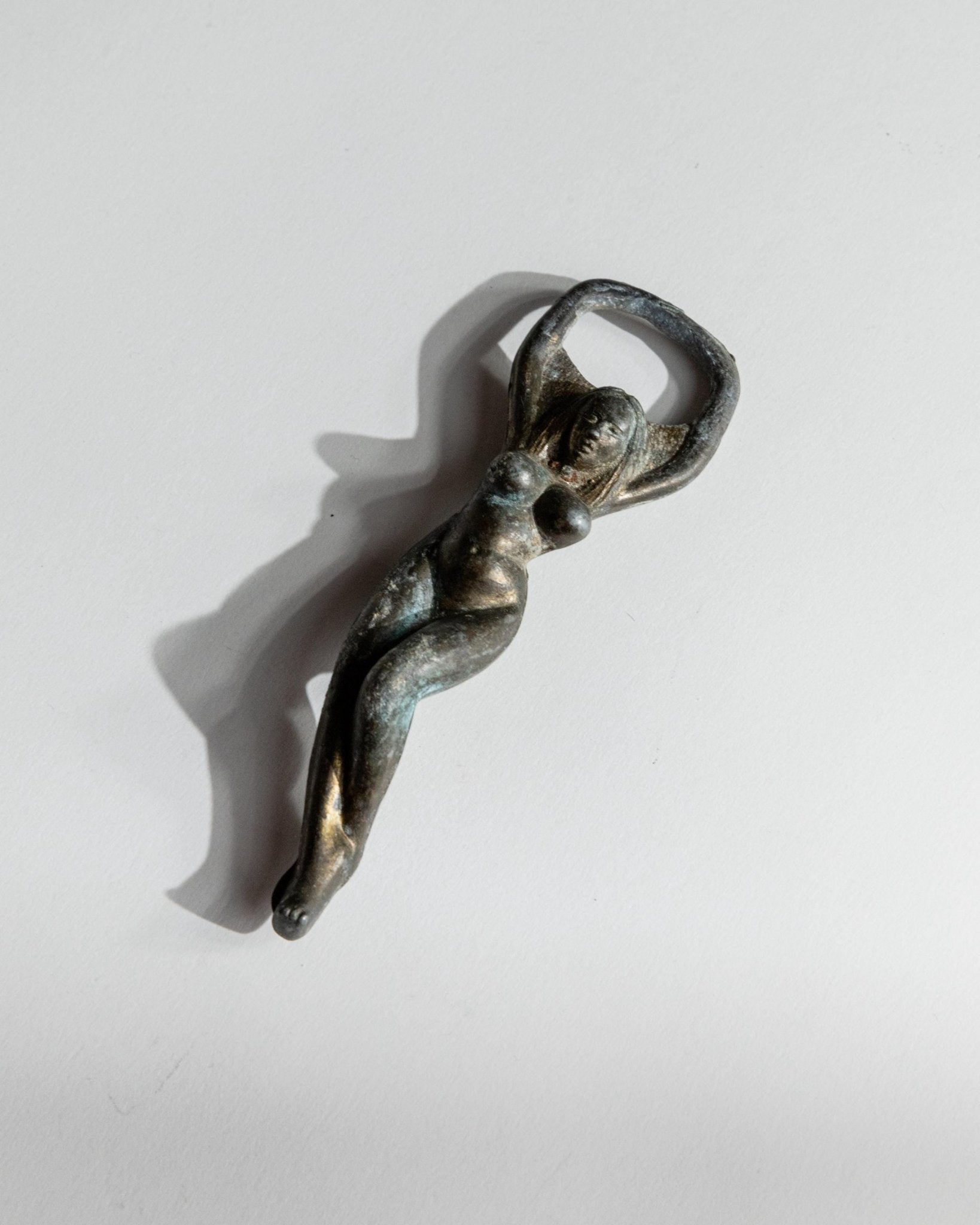 Vintage 1940s Bottle Opener Brass, Nude Woman Shape, Design Italy, Mid Century Style, Bar Decor, Elegant Christmas Gift Idea_Bottega Jacobs