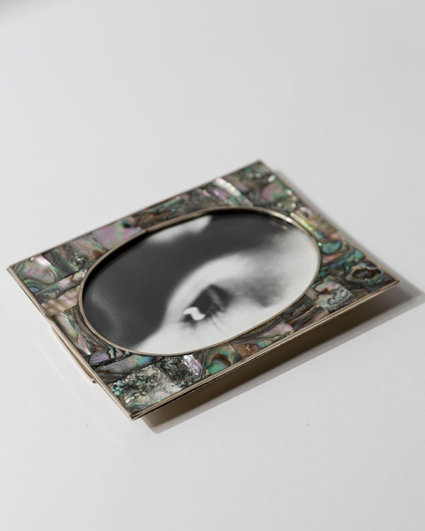 Vintage 1950s Alpaca Silver Picture Frame, Mother of Pearl Details with Oval Photo Opening, Elegant Table Accent, Timeless Gift Idea_Bottega Jacobs