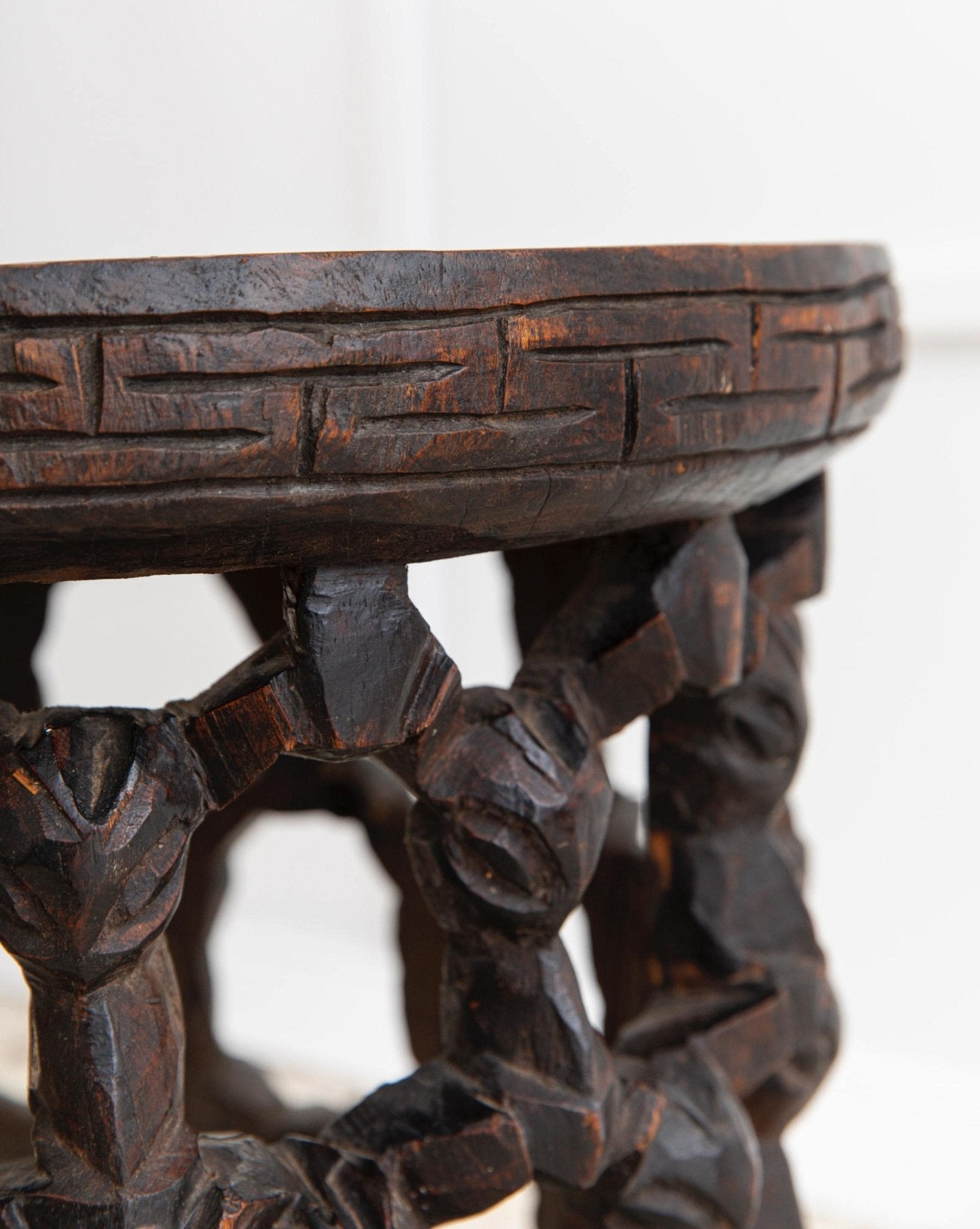 Vintage 1950s Bamileke stool - hand - carved table from Cameroon - African art - Handmade, Boho Furniture, gift idea_Bottega Jacobs
