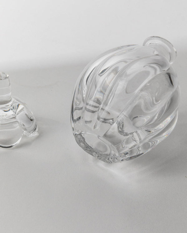 Vintage 1950s Murano Glass Perfume Bottle, Curved Hand Blown Glass with Floral Stopper, Timeless Vanity Decor, Noble Gift Idea_Bottega Jacobs
