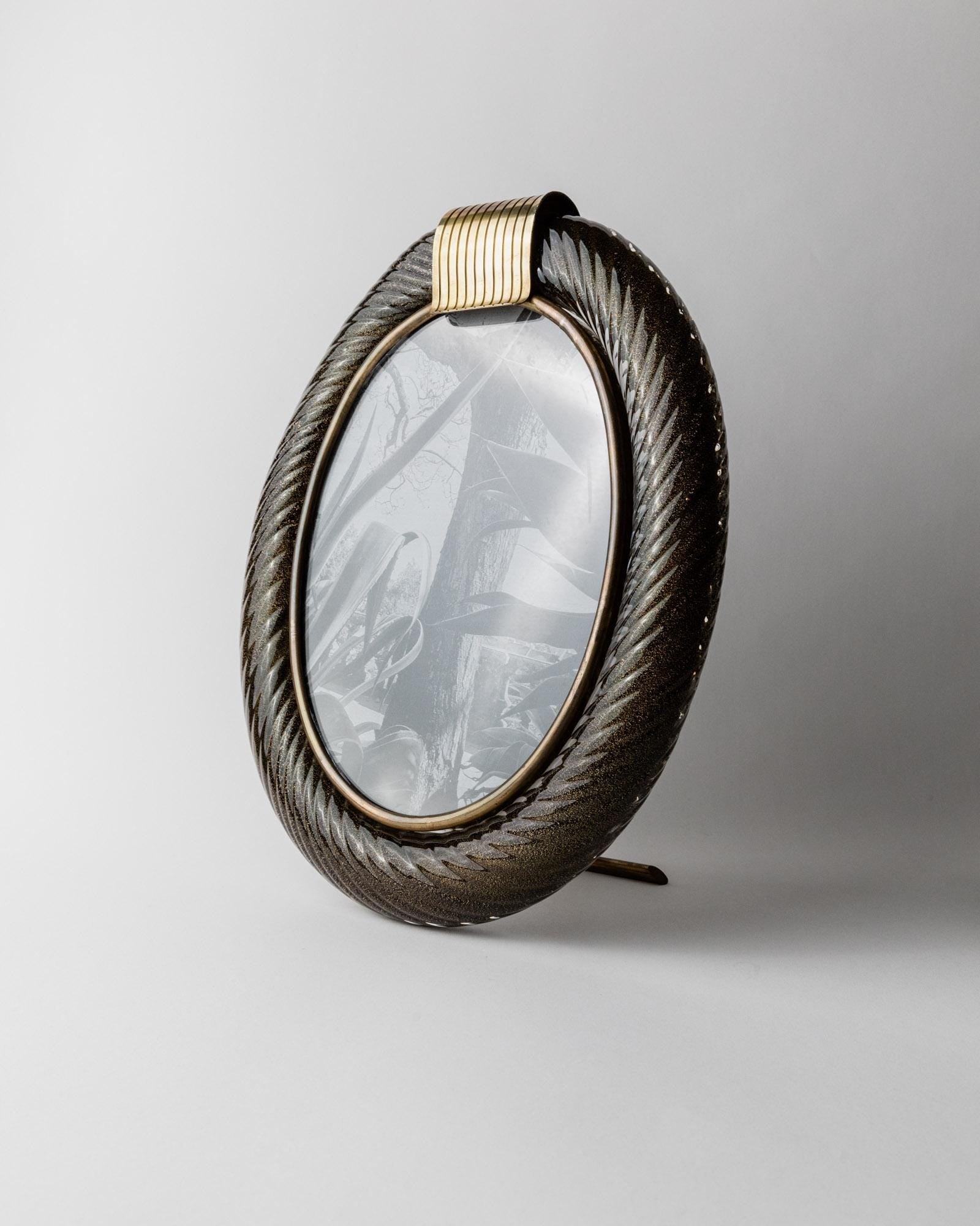 Vintage 1950s Murano Glass Picture Frame, Oval Hand Blown Curved Glass by Barovier & Toso golden Sparkles, Brass Details , Elegant Gift Idea_Bottega Jacobs