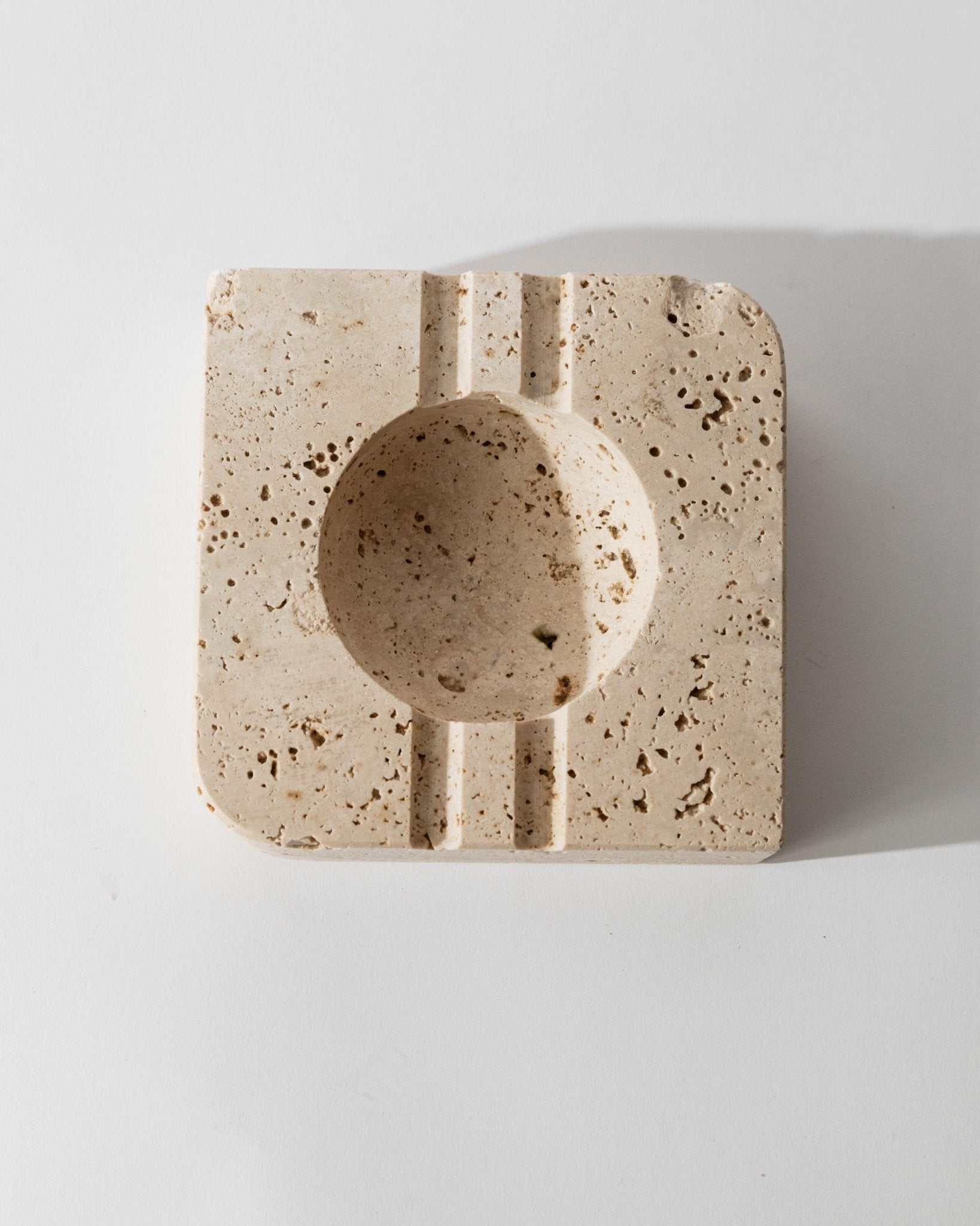 Vintage 1960s Alabaster Ashtray, Beige Stone Mid Century Design from San Gimignano Italy, Sculptural Table Decor, Timeless Elegant Gift Idea_Bottega Jacobs