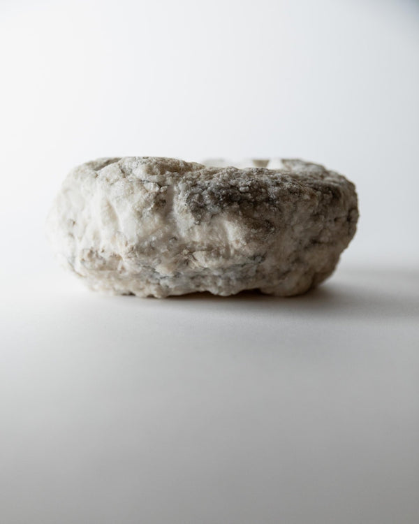 Vintage 1960s Alabaster Ashtray, Hand Carved Natural Stone with Crystalline Form, Sculptural Design, Table Accent, Timeless Gift Idea_Bottega Jacobs