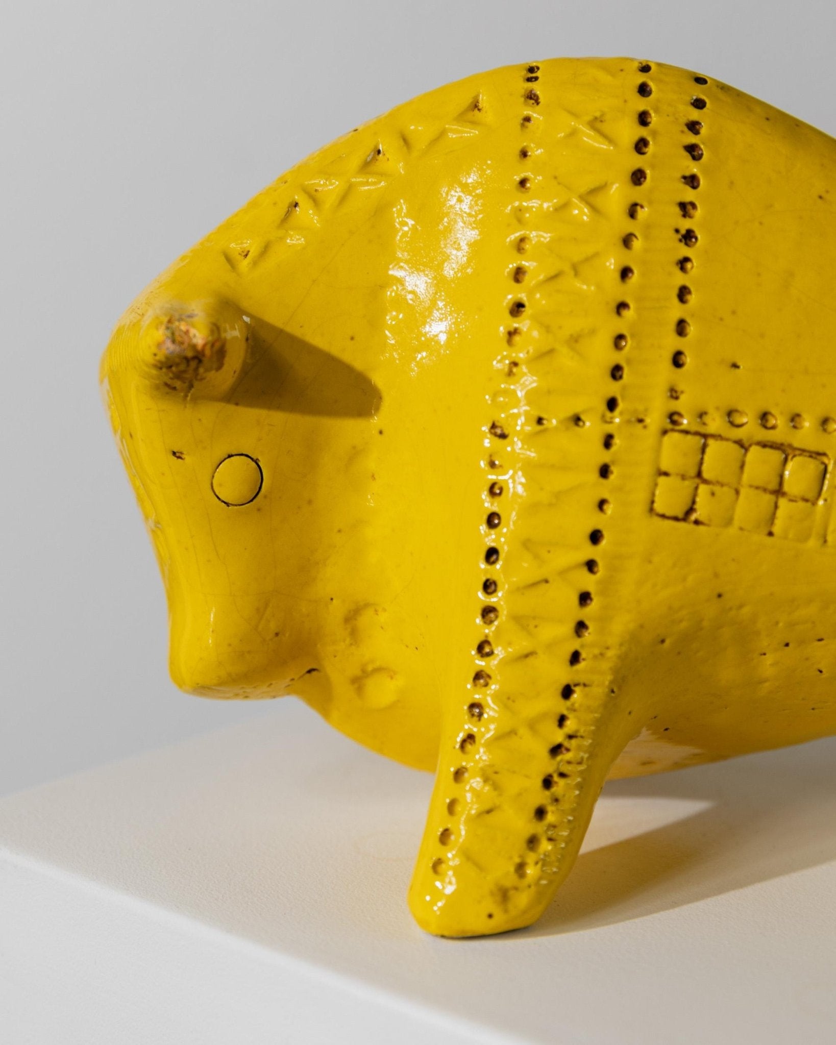 Vintage 1960s Ceramic Bull by Aldo Londi for Bitossi, Large Yellow Rimini Bull with Textured Pattern, Italian Design, Sculptural Gift Idea_Bottega Jacobs