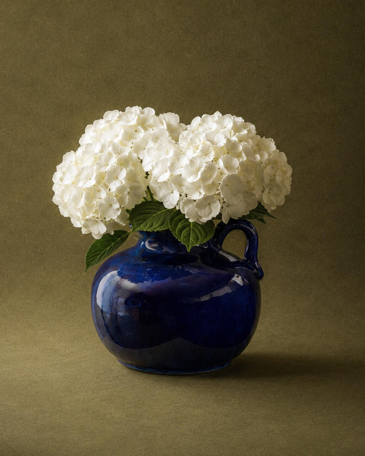 Vintage 1960s Large Ceramic Jug Vase, Royal Blue Glazed Round Form with Handle, Oversized Flower Vase, Mid Century Home Decor, Gift Idea_Bottega Jacobs