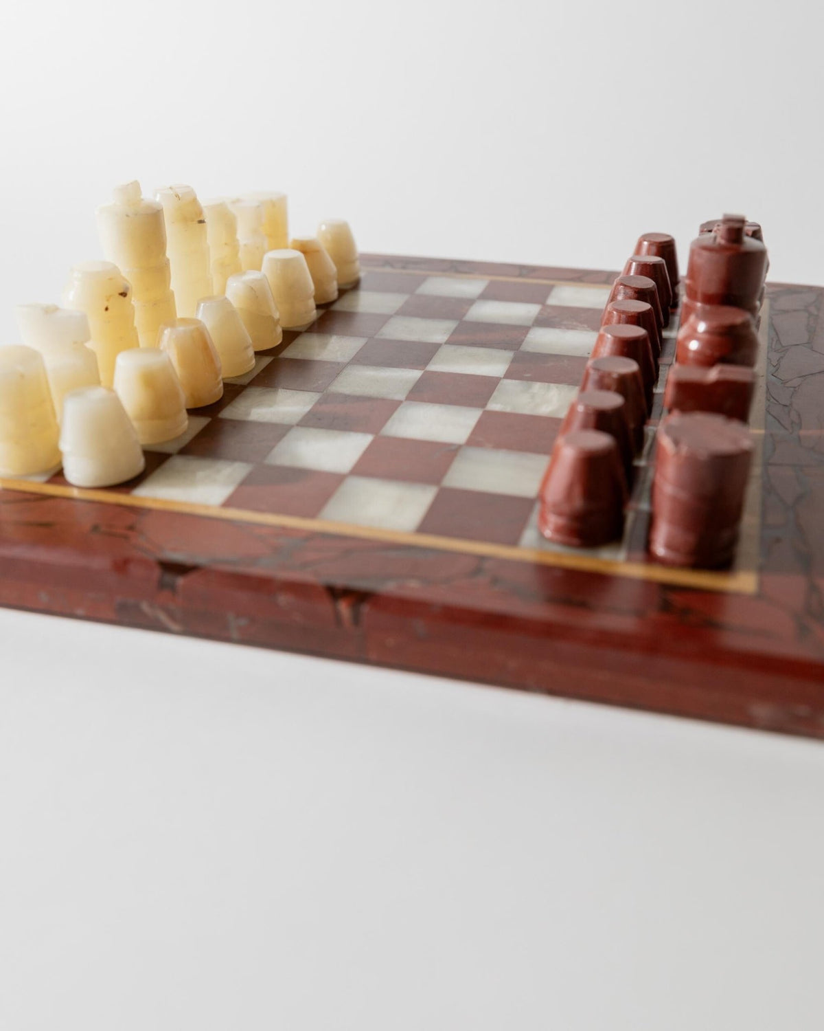 Vintage 1960s Marble Chess Set, Cream, Burgundy and Gold Marble Board with Metal Inlay, Stone Chess Pieces, Timeless Game Design, Gift Idea_Bottega Jacobs
