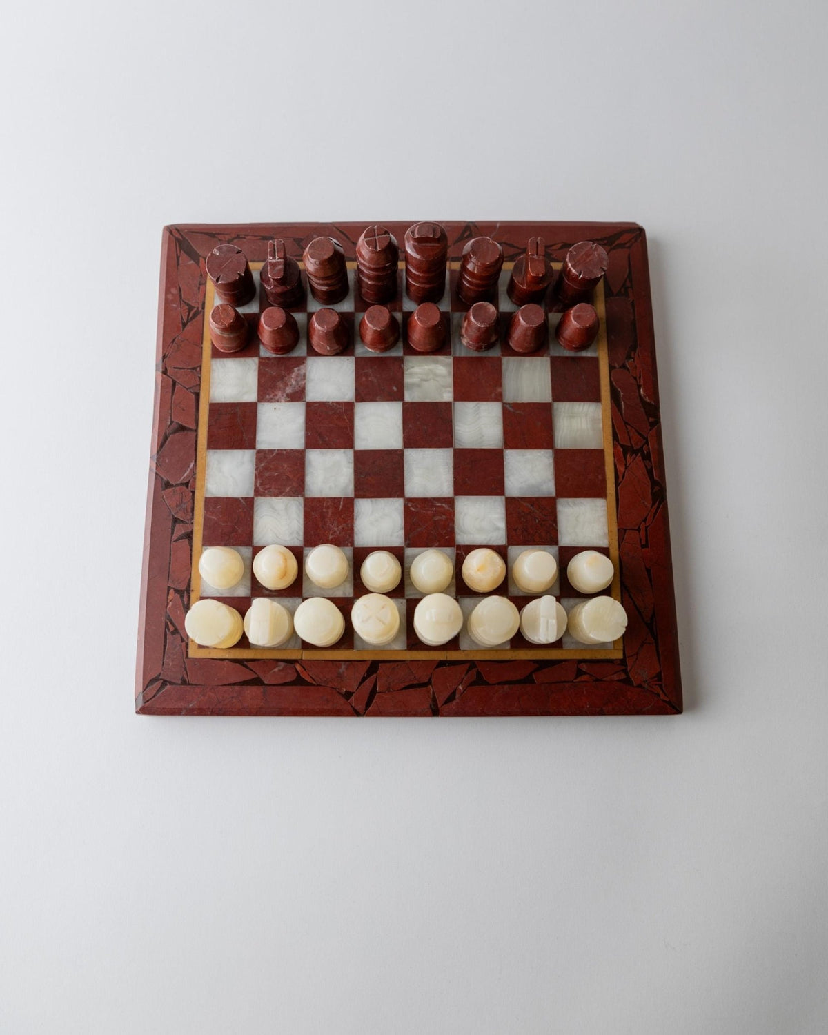 Vintage 1960s Marble Chess Set, Cream, Burgundy and Gold Marble Board with Metal Inlay, Stone Chess Pieces, Timeless Game Design, Gift Idea_Bottega Jacobs