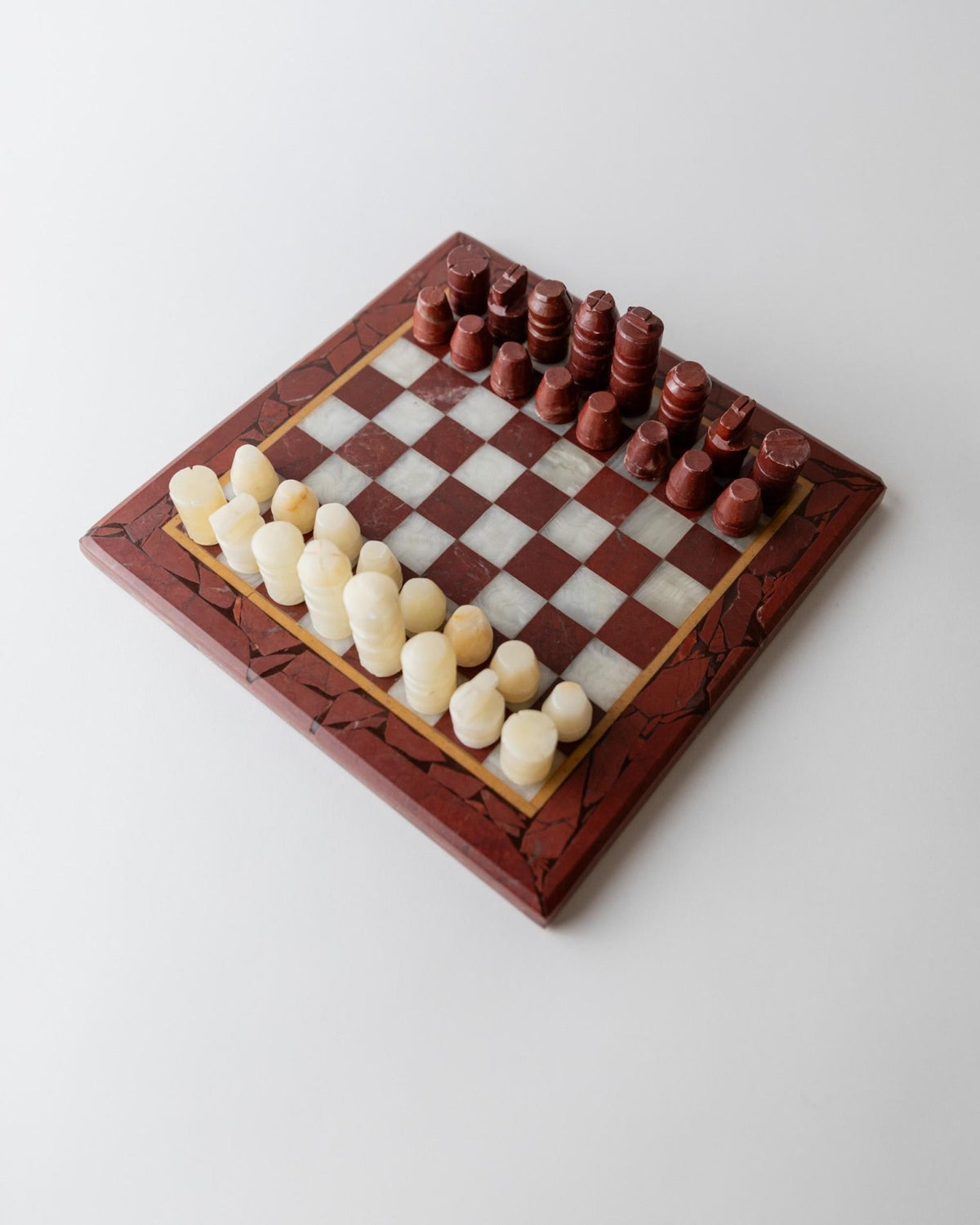 Vintage 1960s Marble Chess Set, Cream, Burgundy and Gold Marble Board with Metal Inlay, Stone Chess Pieces, Timeless Game Design, Gift Idea_Bottega Jacobs