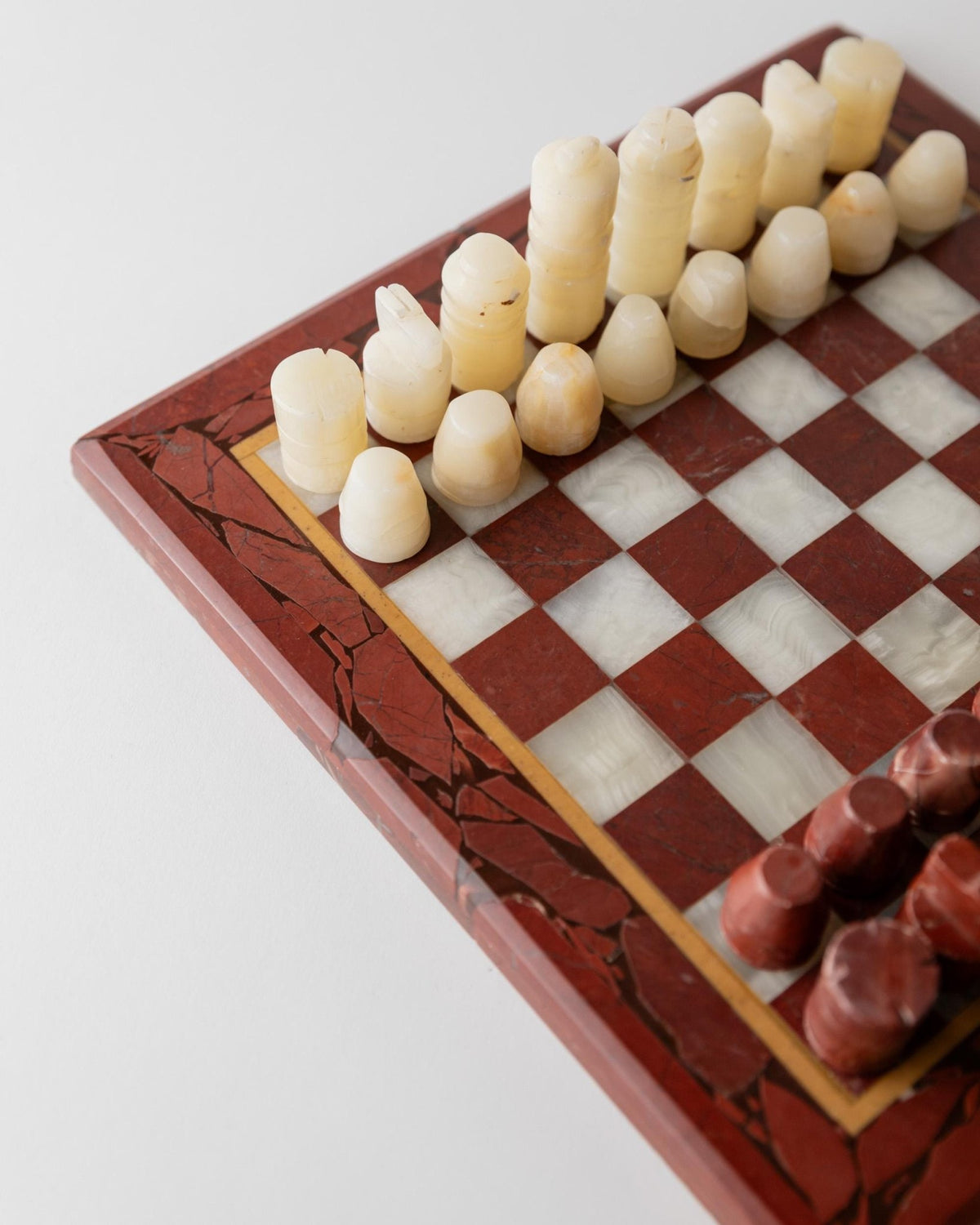 Vintage 1960s Marble Chess Set, Cream, Burgundy and Gold Marble Board with Metal Inlay, Stone Chess Pieces, Timeless Game Design, Gift Idea_Bottega Jacobs