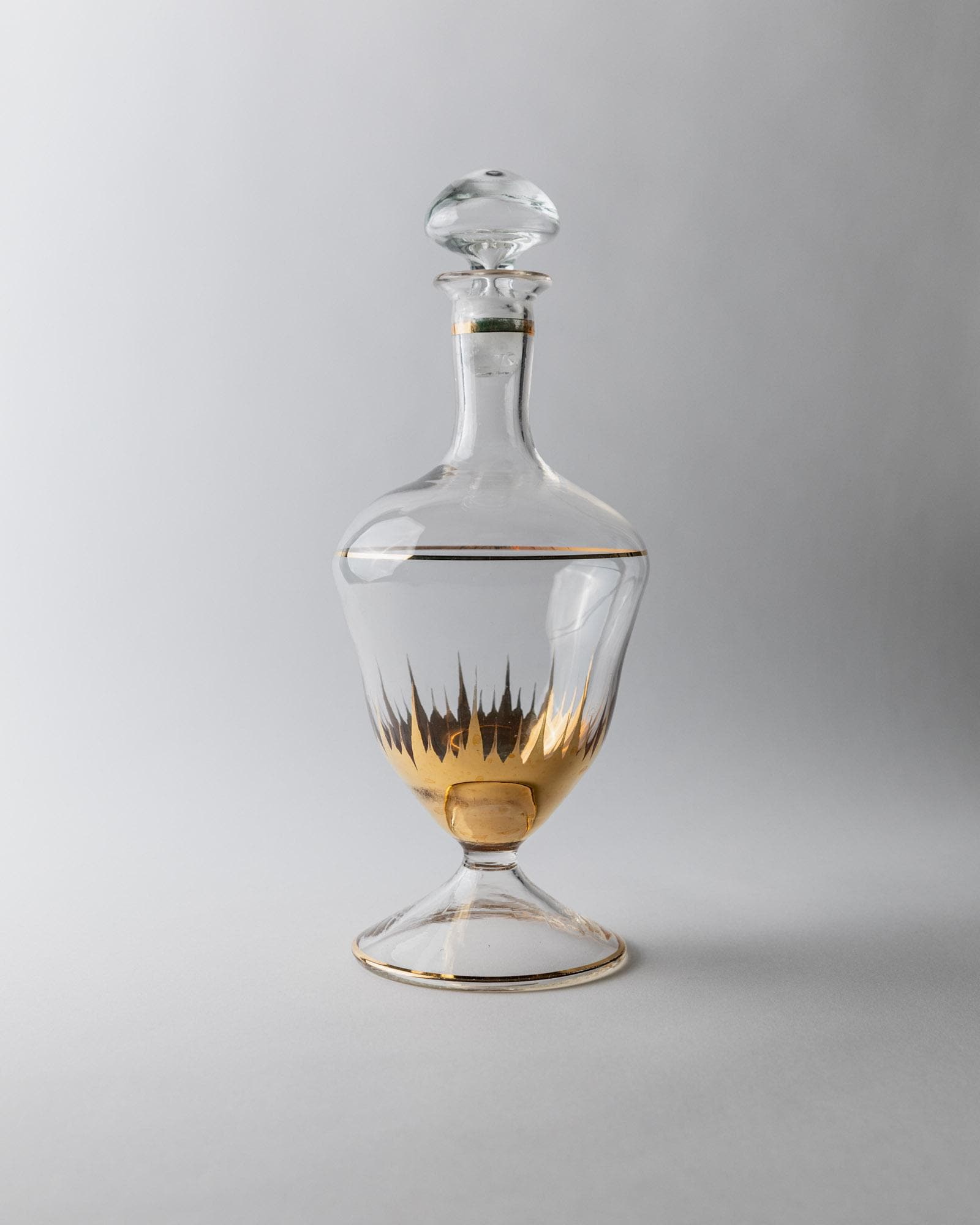 Vintage 1960s Murano Glass Carafe, Clear Art Glass with Gilded Details and Stopper, Golden Pattern and Lines, Italian Bar Decor, Gift Idea_Bottega Jacobs