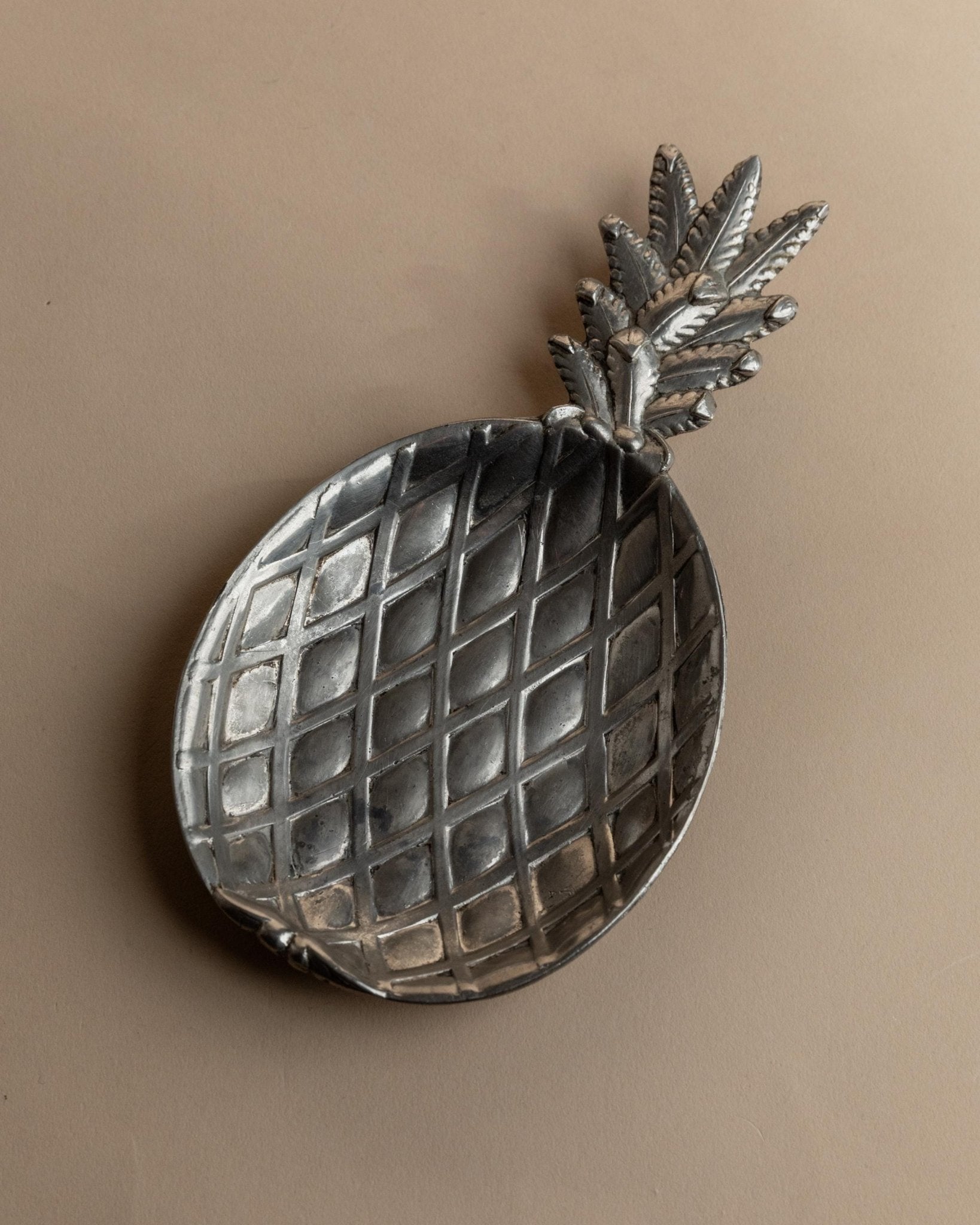 Vintage 1960s Pineapple Bowl, Silver Plated Metal, Tropical Shape Design, Table Decor, Elegant Gift Idea_Bottega Jacobs