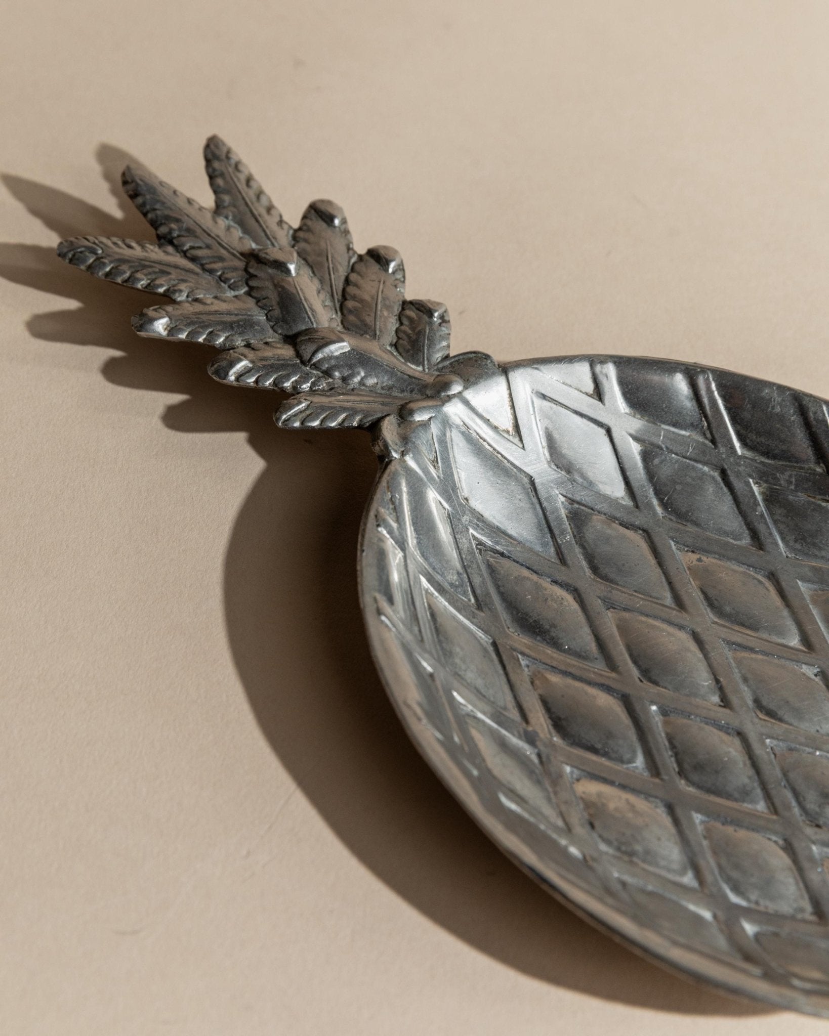 Vintage 1960s Pineapple Bowl, Silver Plated Metal, Tropical Shape Design, Table Decor, Elegant Gift Idea_Bottega Jacobs