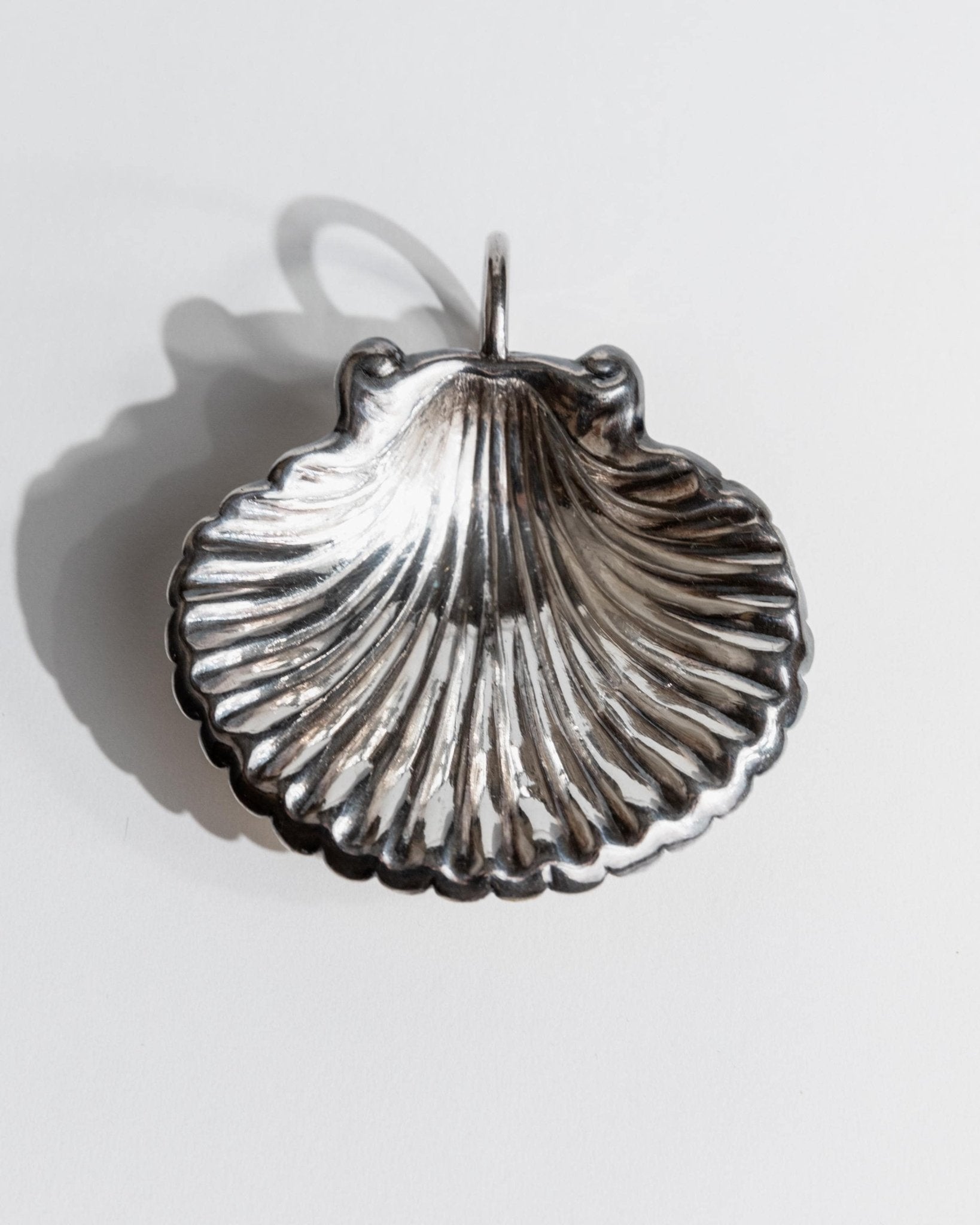 Vintage 1960s Shell Bowls, Set of 2, Italian Design for Sugar, Salt or Sauces, Table Decor, Elegant Gift Idea_Bottega Jacobs