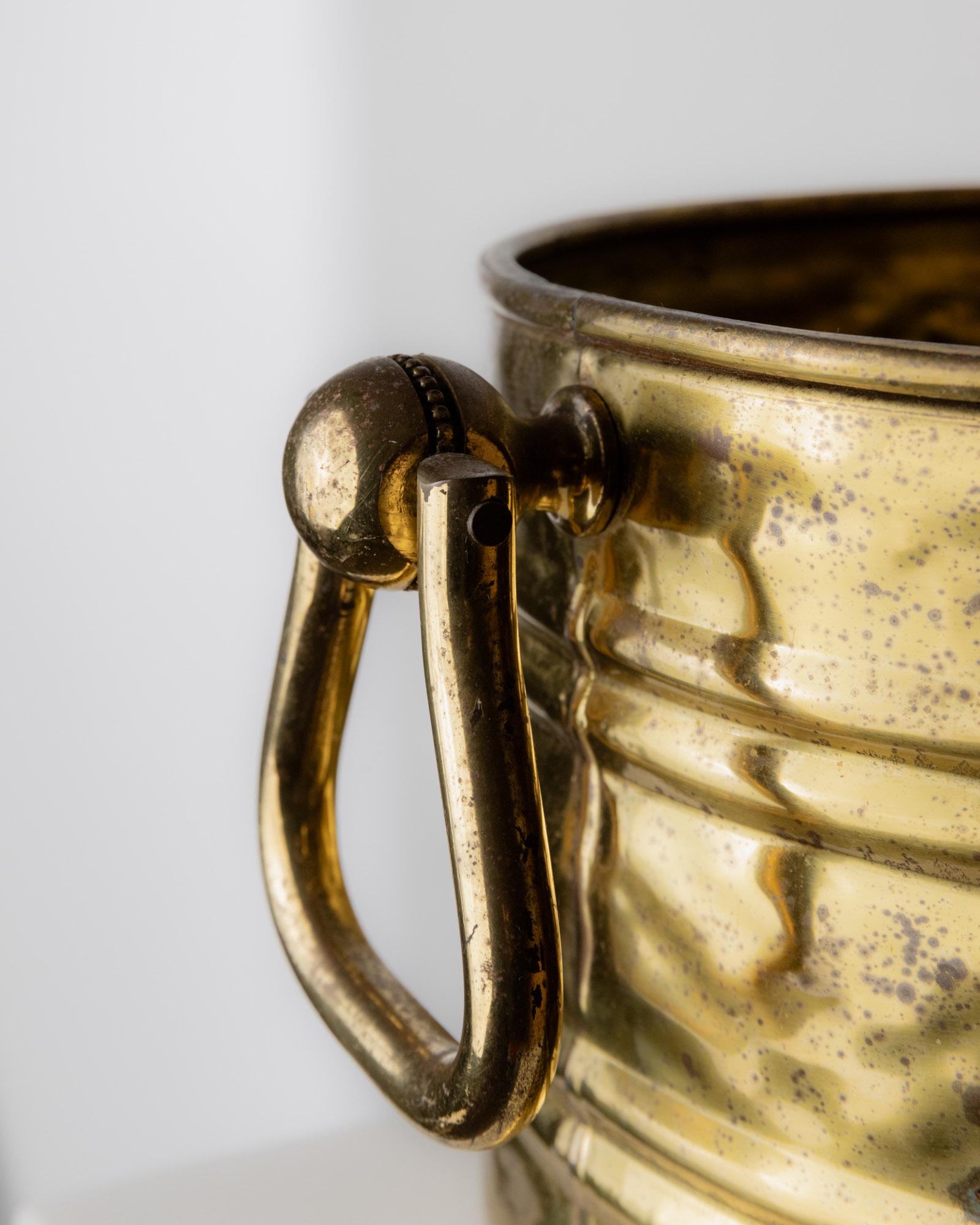 Vintage 1970s Brass Planter or Wine Cooler, Large Vessel for Multiple Bottles with Dual Handles, Retro Home Decor, Elegant Gift Idea_Bottega Jacobs