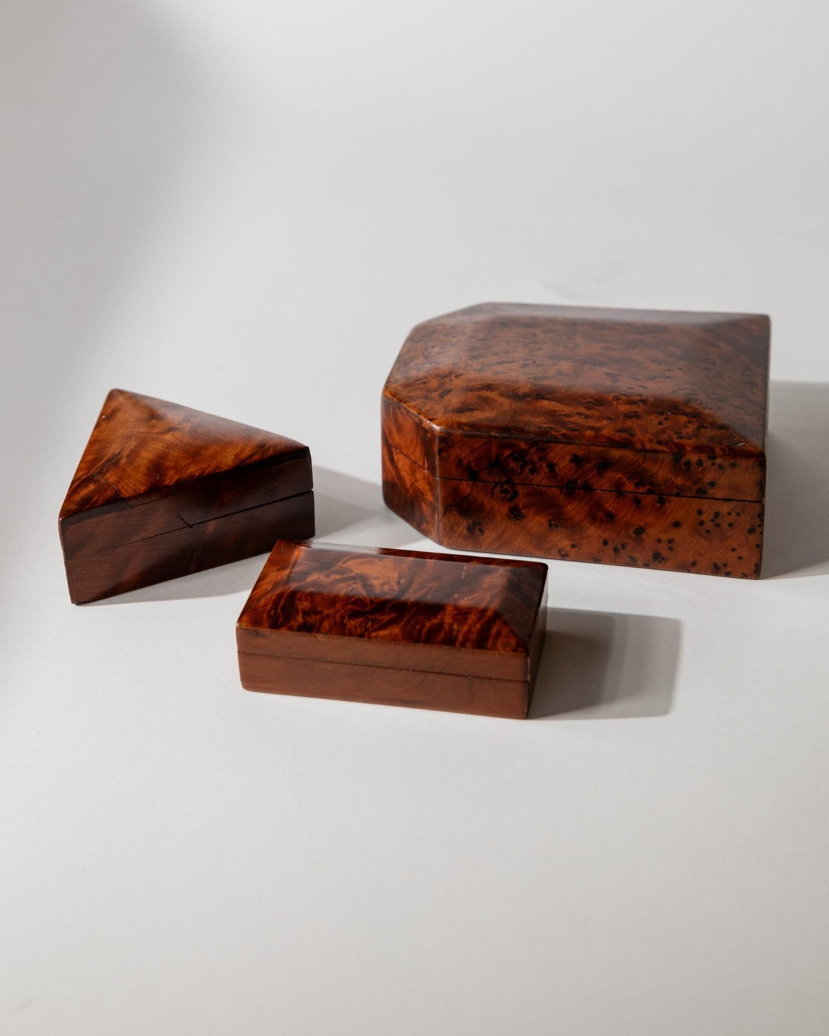 Vintage 1970s Burl Wood Desk Set of 3 Boxes, Different Sculptural Shapes, Mid Century Wooden Storage, Elegant Office Accessories, Gift Idea_Bottega Jacobs