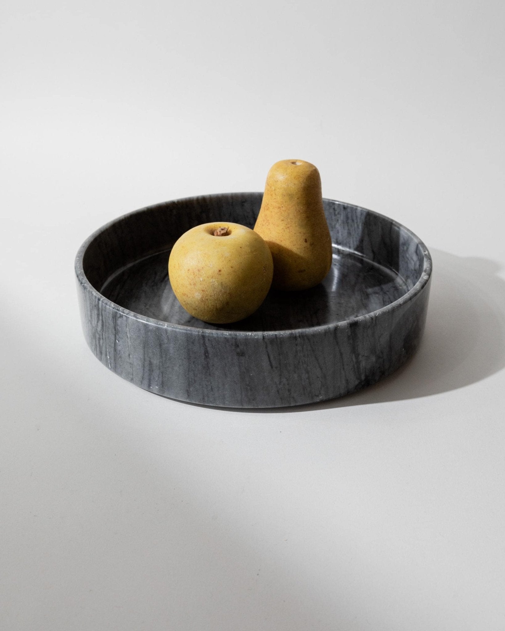 Vintage 1970s Marble Bowl, Large Dark Grey Stone Fruit Bowl or Serving Dish, Sculptural Italian Table Decor, Elegant Centerpiece, Gift Idea_Bottega Jacobs
