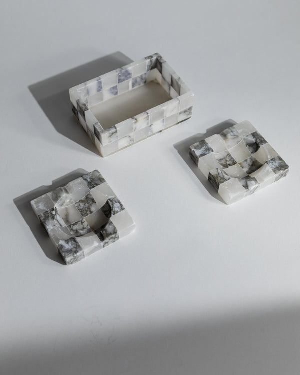 Vintage 1970s Marble Smoking Set, 2 Ashtrays and 1 Cigarette Box, Grey White Checkered, Table Decor, Elegant Gift Idea_Bottega Jacobs