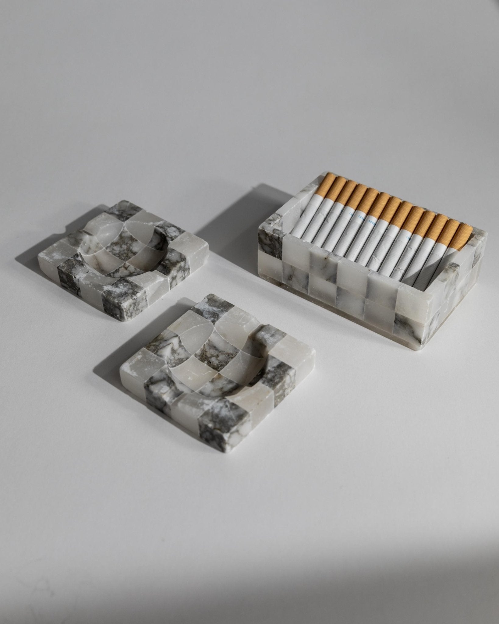 Vintage 1970s Marble Smoking Set, 2 Ashtrays and 1 Cigarette Box, Grey White Checkered, Table Decor, Elegant Gift Idea_Bottega Jacobs
