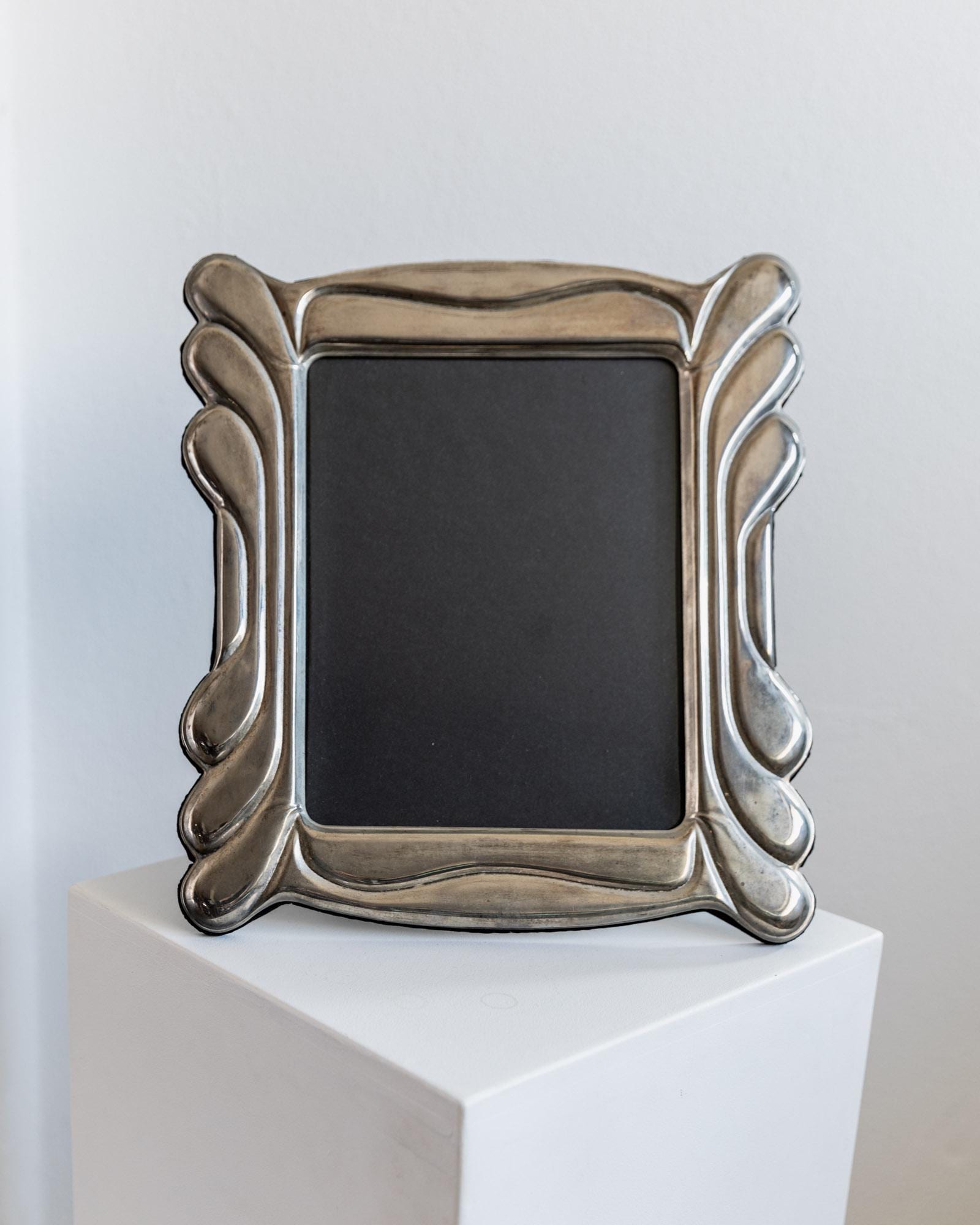 Vintage 1970s Silver Plated Picture Frame, Art Deco Design, Decorative Classic Table Accent, Elegant Home Decor, Timeless Gift Idea_Bottega Jacobs