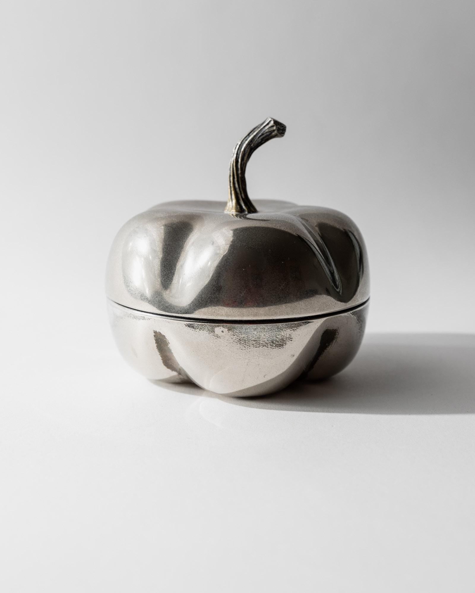 Vintage 1970s Silver Plated Pumpkin Box with Lid, Sculptural Organic Form, Decorative Retro Table Accent, Timeless Elegant Gift Idea_Bottega Jacobs