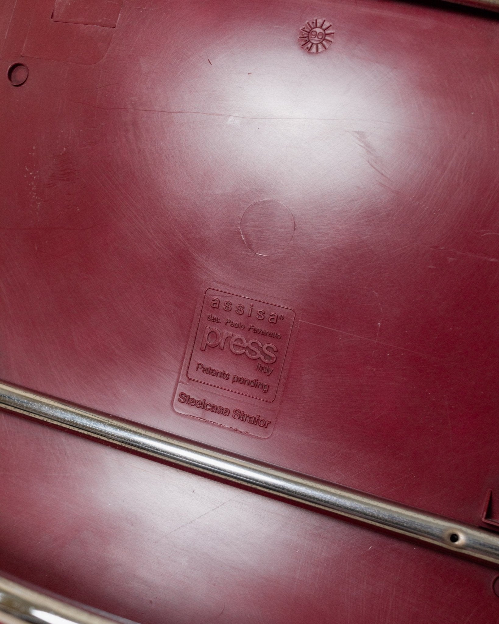 Vintage 1980s Dining chair by Paolo Favaretto for Assisa, stckable Design Italy 1986 - chrome and plastic in red - design classic_Bottega Jacobs