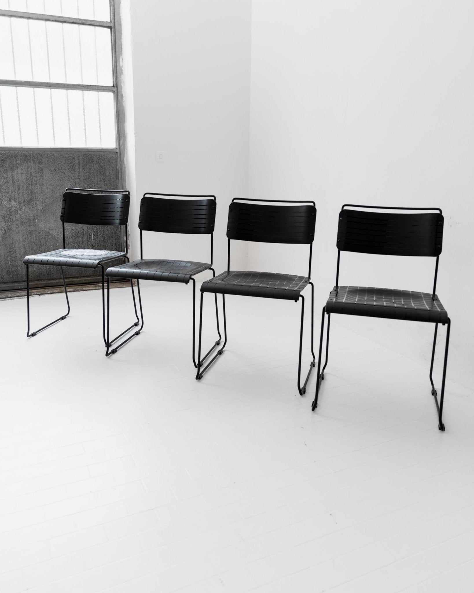 Vintage 1980s Dining Chairs, Set of 4, Postmodern Design, Black Metal and Plastic, Check Texture, Minimal Italian Design, Retro Interior_Bottega Jacobs