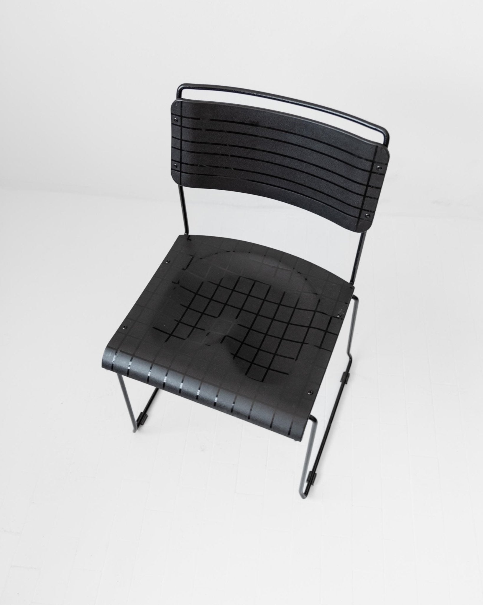 Vintage 1980s Dining Chairs, Set of 4, Postmodern Design, Black Metal and Plastic, Check Texture, Minimal Italian Design, Retro Interior_Bottega Jacobs