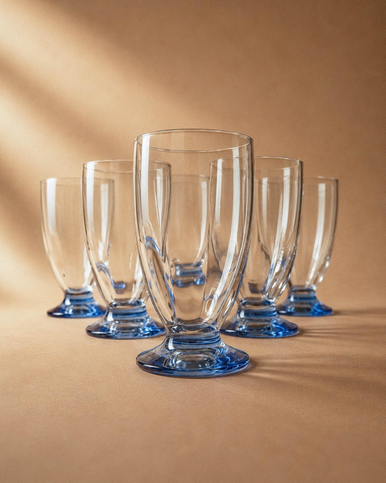 Vintage 1980s Drinking Glasses Set of 6, Clear Glass with Blue Stems, for Wine, Cocktails or Water, Elegant Tableware, Timeless Gift Idea_Bottega Jacobs