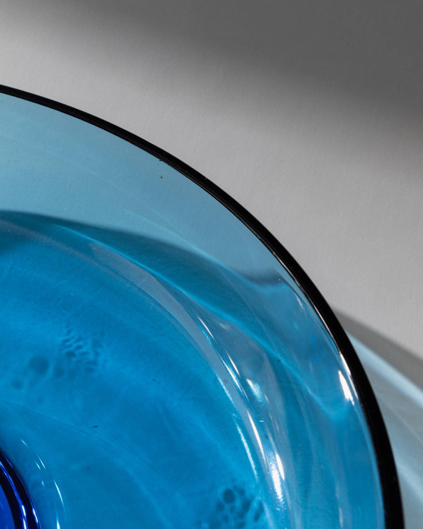 Vintage 1980s Murano Glass Bowl Large, Royal Blue, Timeless Design, Italian Art Glass, Elegant Fruit Bowl, Retro Gift Idea_Bottega Jacobs