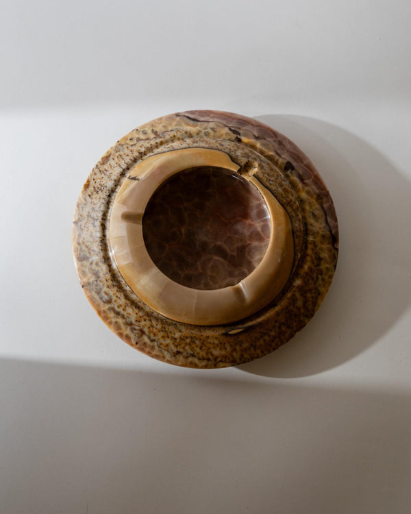 Vintage 1980s Onyx Ashtray, Large round Brutalist Design, brown beige tones, Sculptural Table Accent, Modernist Object, Elegant Gift Idea_Bottega Jacobs