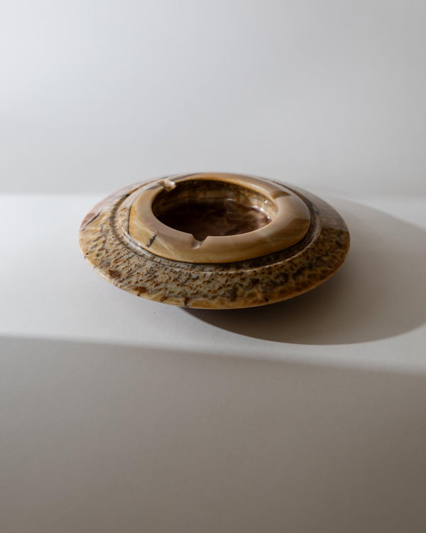 Vintage 1980s Onyx Ashtray, Large round Brutalist Design, brown beige tones, Sculptural Table Accent, Modernist Object, Elegant Gift Idea_Bottega Jacobs