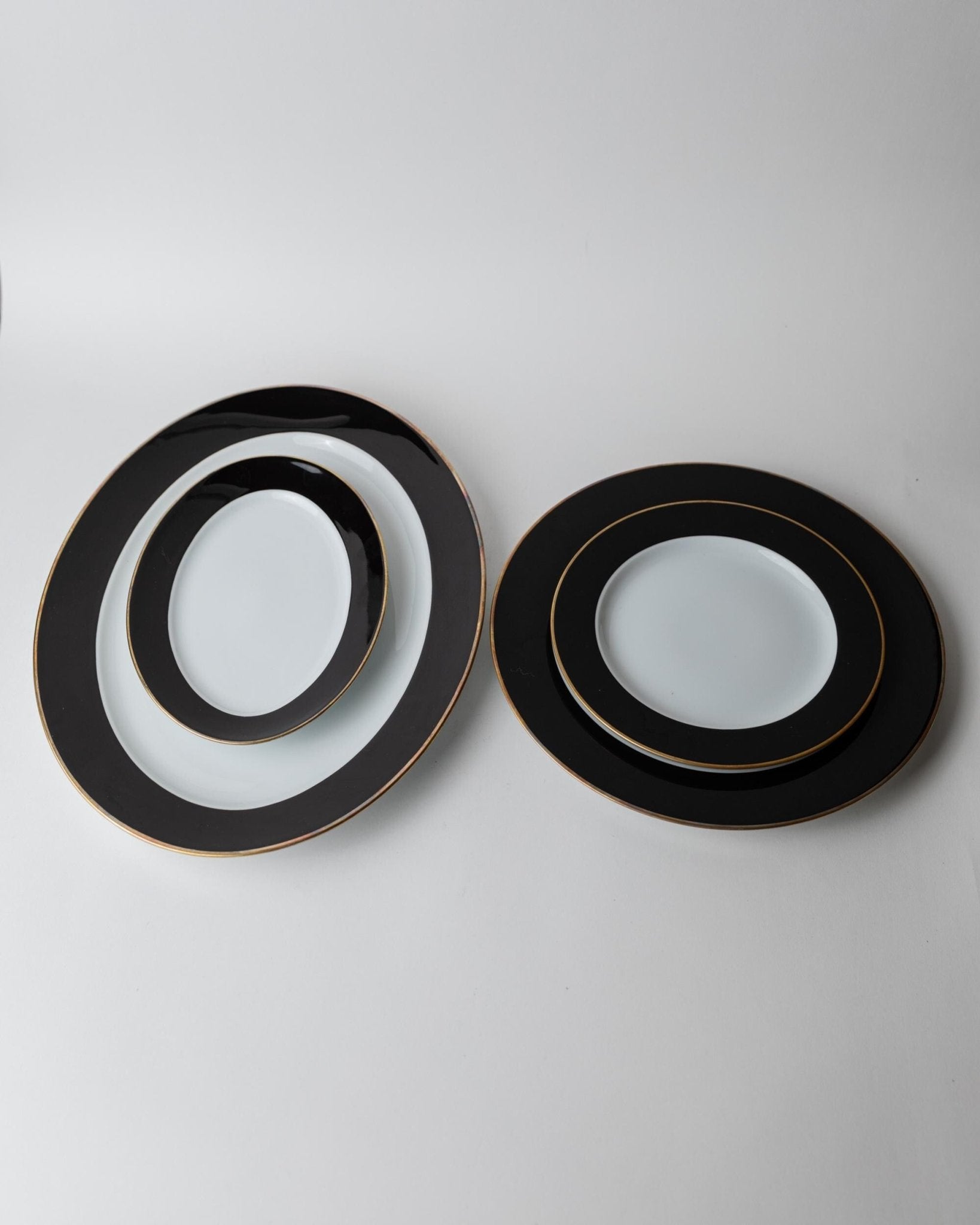 Vintage 1980s Porcelain Dinnerware Set for 12, Black White with Gold Rim by Eschenbach Bavaria Germany, Classic Elegant Tableware, Gift Idea_Bottega Jacobs