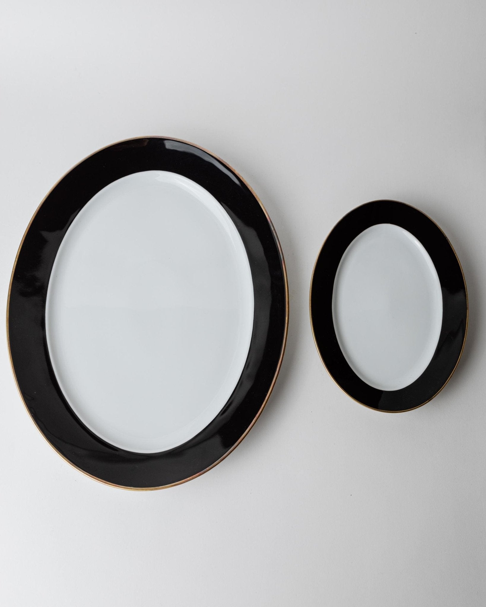 Vintage 1980s Porcelain Dinnerware Set for 12, Black White with Gold Rim by Eschenbach Bavaria Germany, Classic Elegant Tableware, Gift Idea_Bottega Jacobs