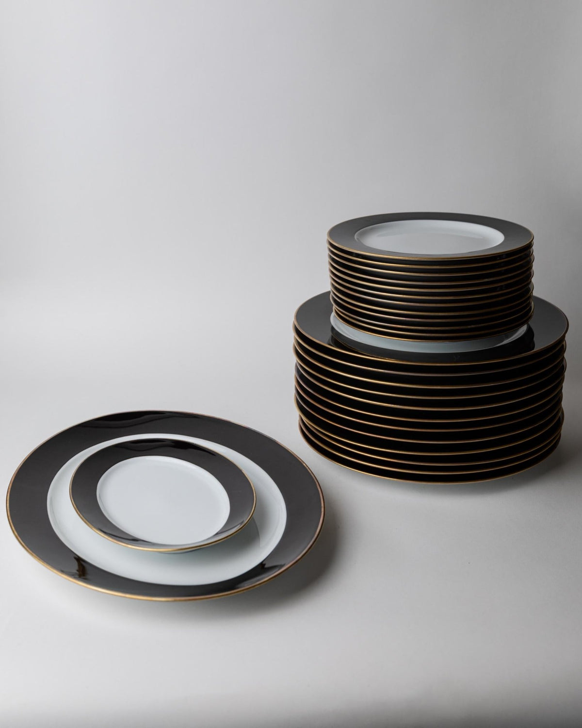 Vintage 1980s Porcelain Dinnerware Set for 12, Black White with Gold Rim by Eschenbach Bavaria Germany, Classic Elegant Tableware, Gift Idea_Bottega Jacobs