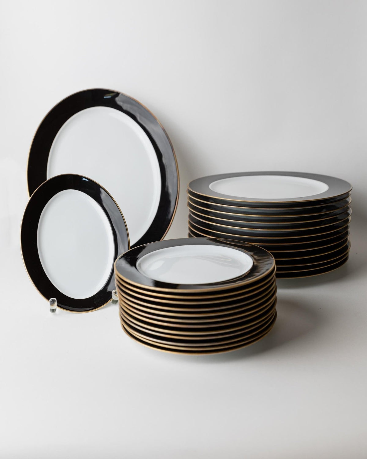 Vintage 1980s Porcelain Dinnerware Set for 12, Black White with Gold Rim by Eschenbach Bavaria Germany, Classic Elegant Tableware, Gift Idea_Bottega Jacobs