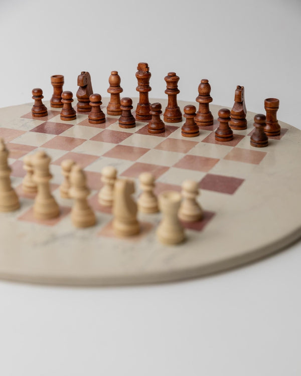 Vintage 1980s round Marble Chess Set, Beige and Rose Marble Chess Board with Wooden Pieces, Classic Strategy Game, Table Game, Gift Idea_Bottega Jacobs