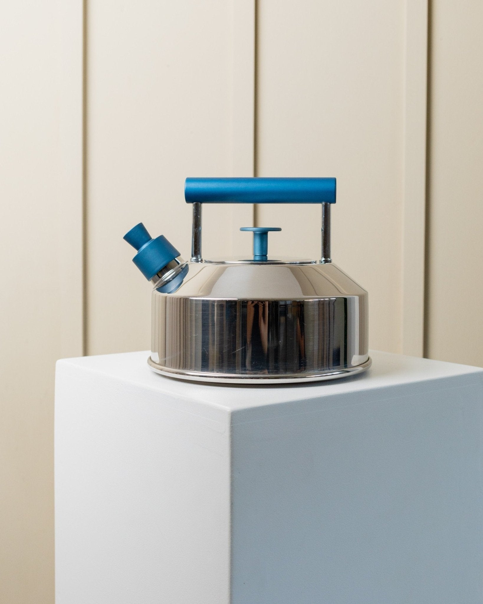 Vintage 80s Prandelli stainless steel kettle - Italian design by Raunkjaer Kjaergaard - Memphis style tea kettle - Bottega Jacobs