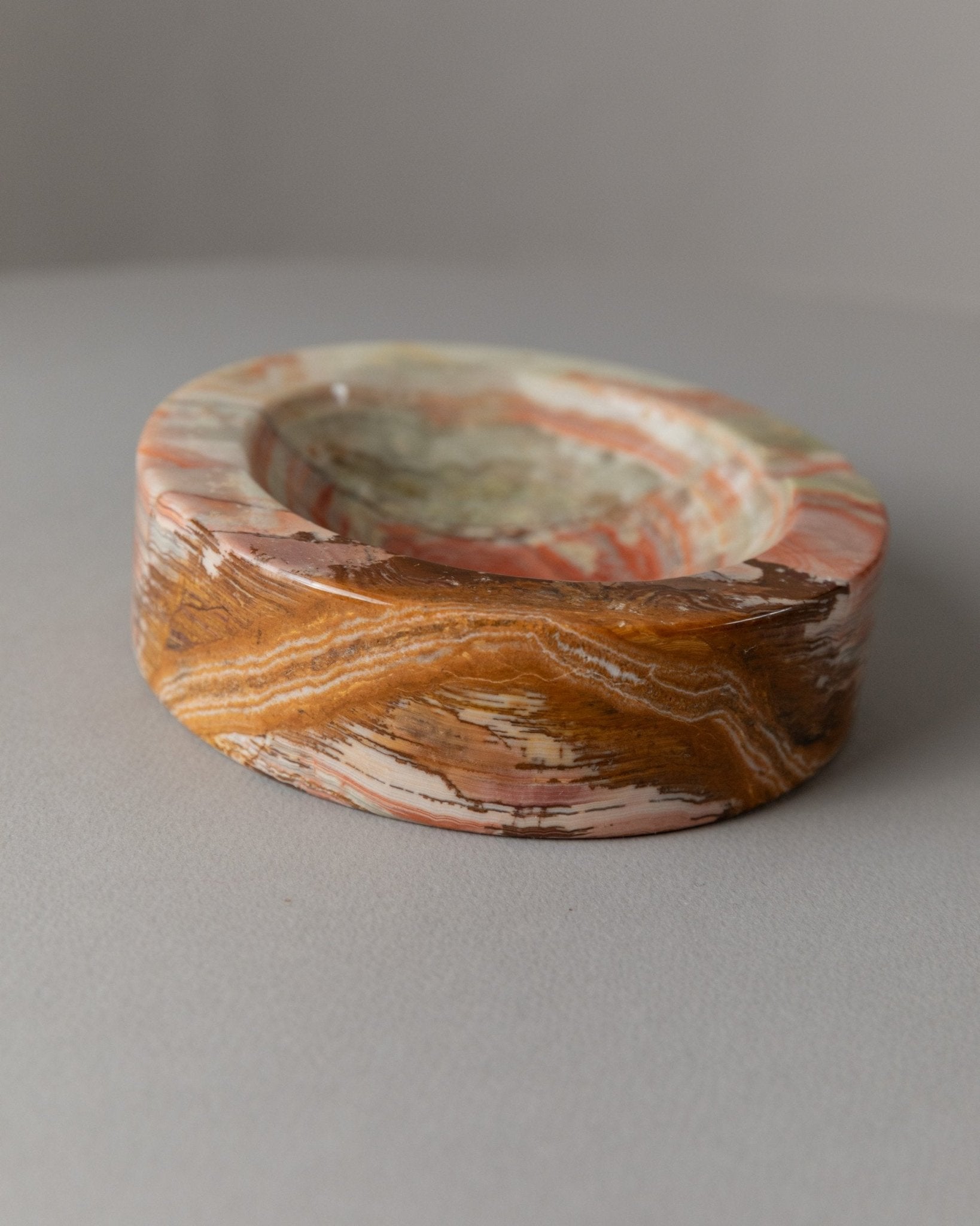 Vintage ashtray onyx stone - solid, green beige brown marbled - design Italy 1970s - gift idea elegant, retro decoration table - Bottega Jacobs