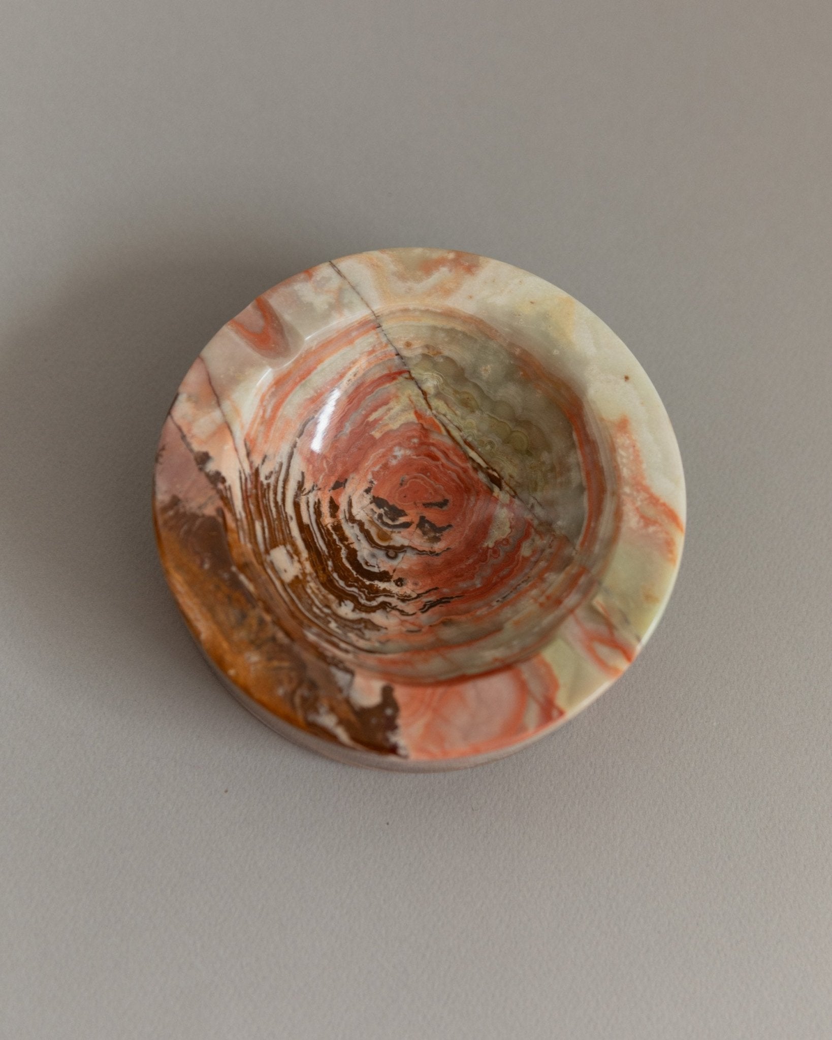 Vintage ashtray onyx stone - solid, green beige brown marbled - design Italy 1970s - gift idea elegant, retro decoration table - Bottega Jacobs