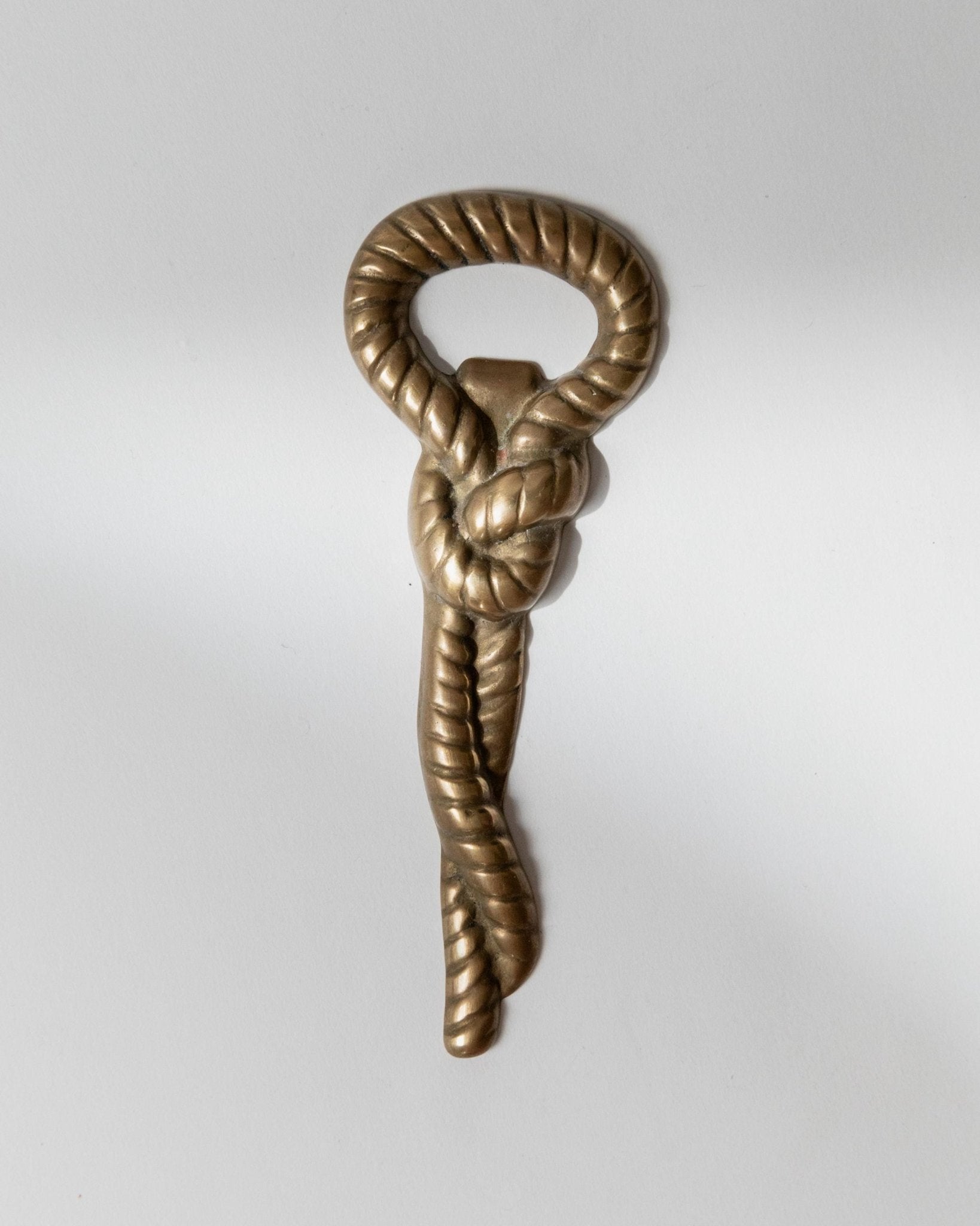 Vintage Bottle Opener Brass - Rope and Knot Shape - Timeless Design Italy 1960s - Christmas Gift Idea Elegant, Retro Bar Decoration_Bottega Jacobs