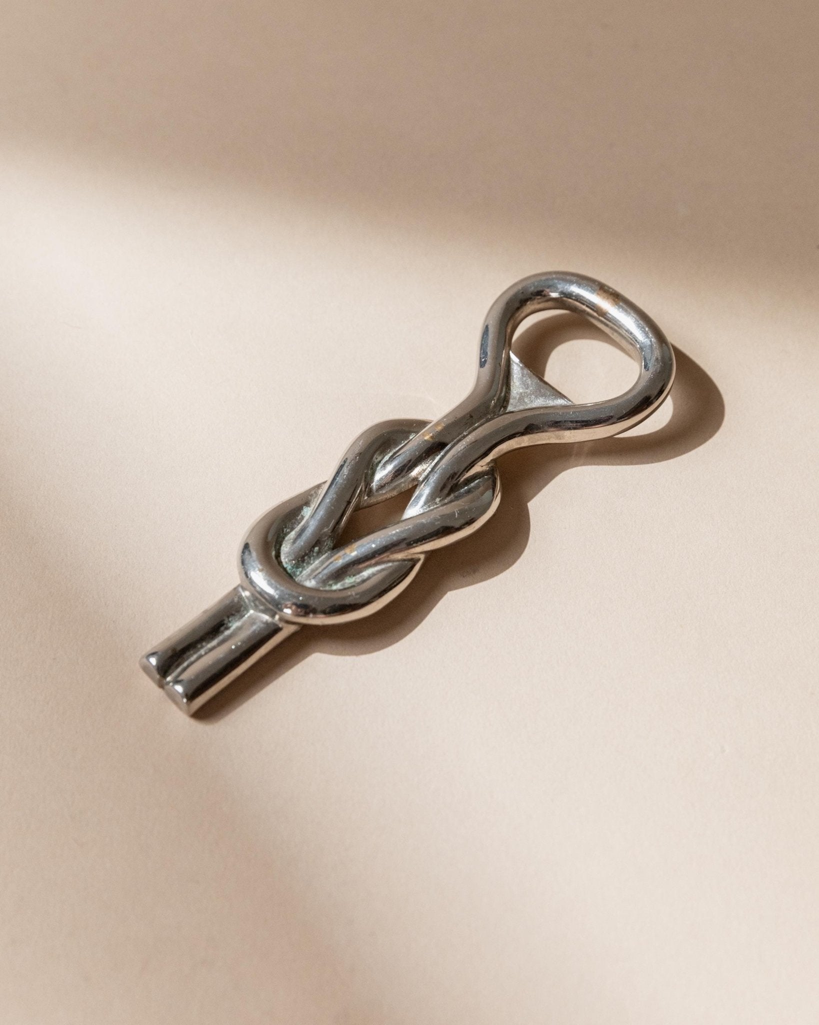 Vintage Bottle Opener Silver Plated - Large Knot Shape - Design Italy 1960s - Christmas Gift Idea Elegant, Retro Bar Decoration_Bottega Jacobs