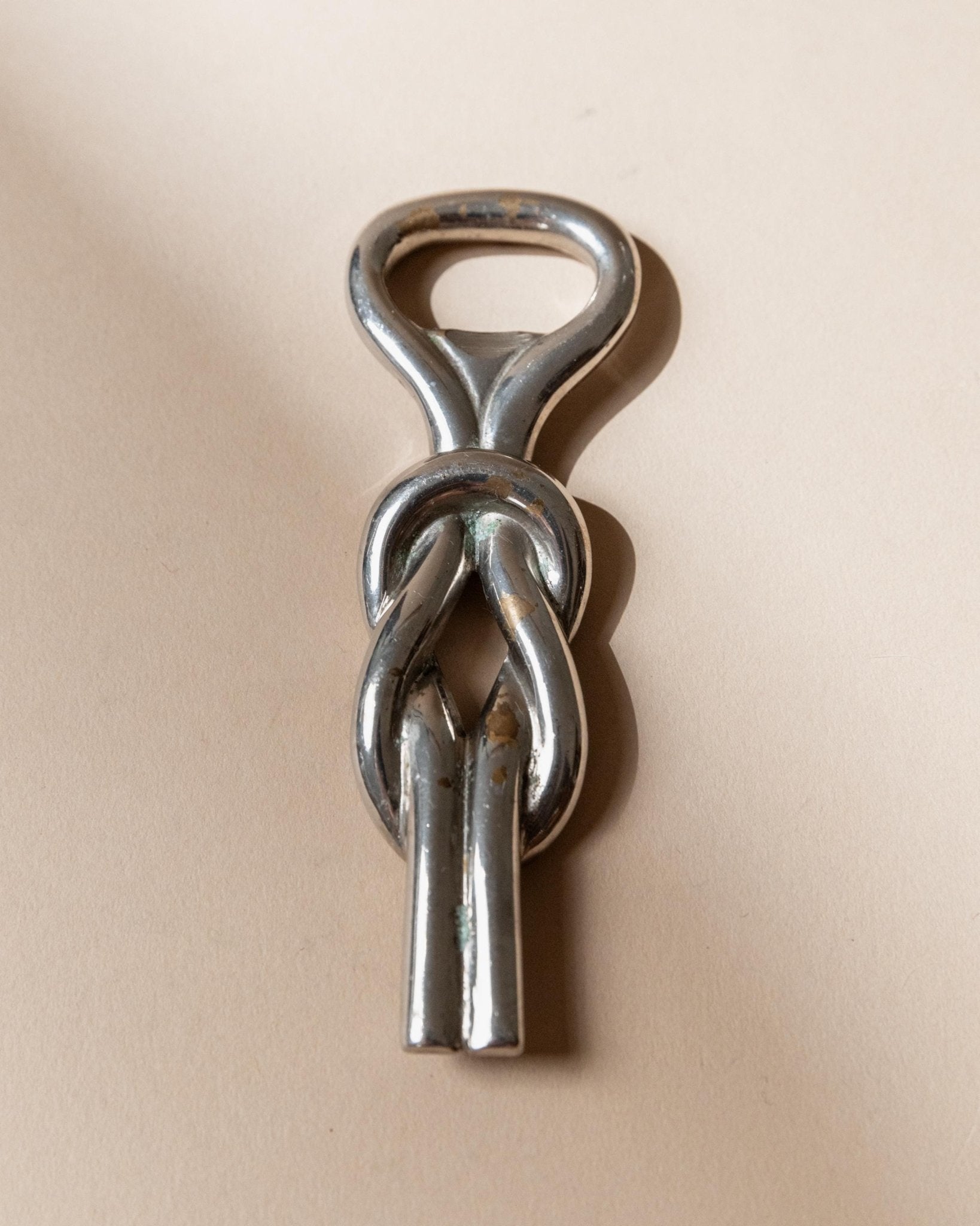 Vintage Bottle Opener Silver Plated - Large Knot Shape - Design Italy 1960s - Christmas Gift Idea Elegant, Retro Bar Decoration_Bottega Jacobs
