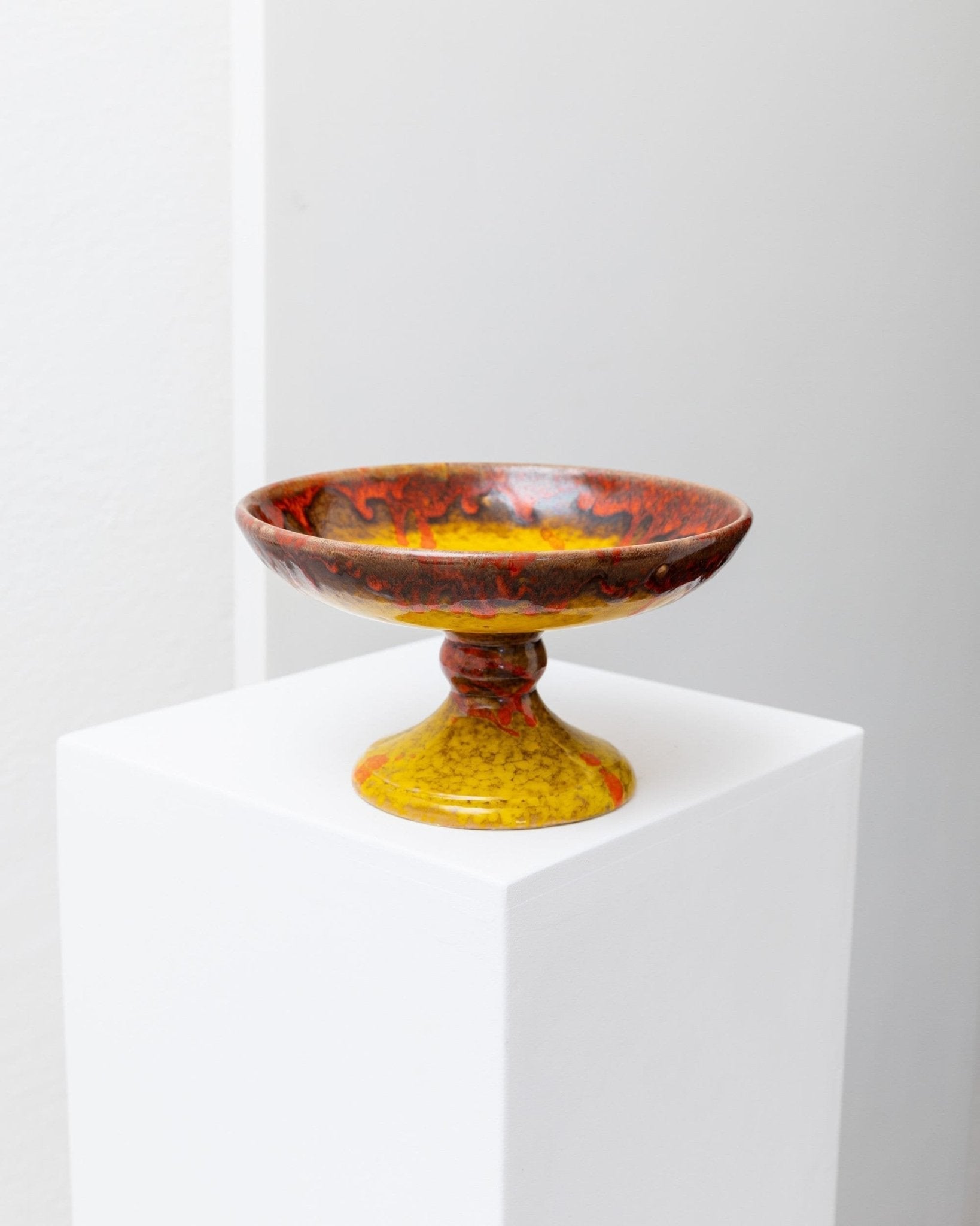Vintage ceramic bowl with handle - colorful glaze yellow orange - Mid Century Design - Italy 1960s - Bottega Jacobs